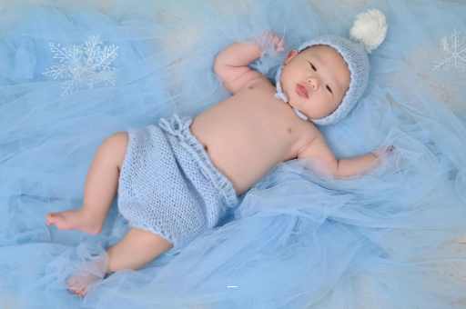滨州宝宝不肯吸母乳怎么办